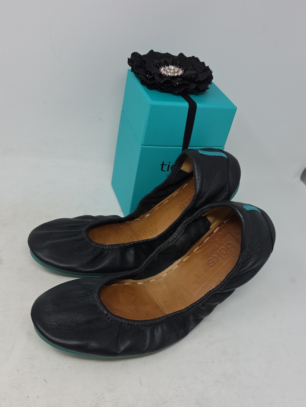 Tieks Black Leather Ballet Flats with Teal Accents Set Size 9